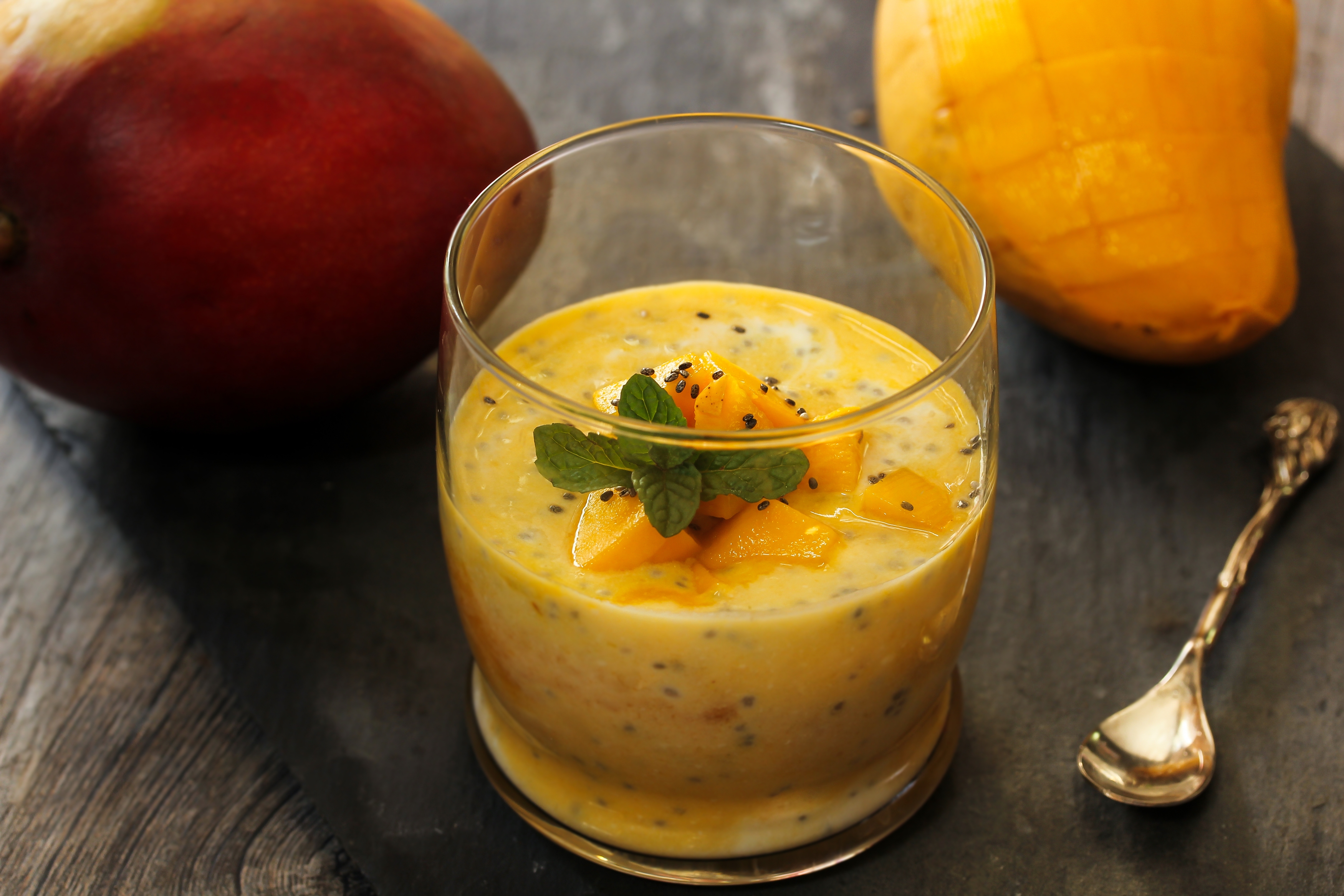 Mango Pudding with Chia Seeds Mango Pudding with Chia Seeds